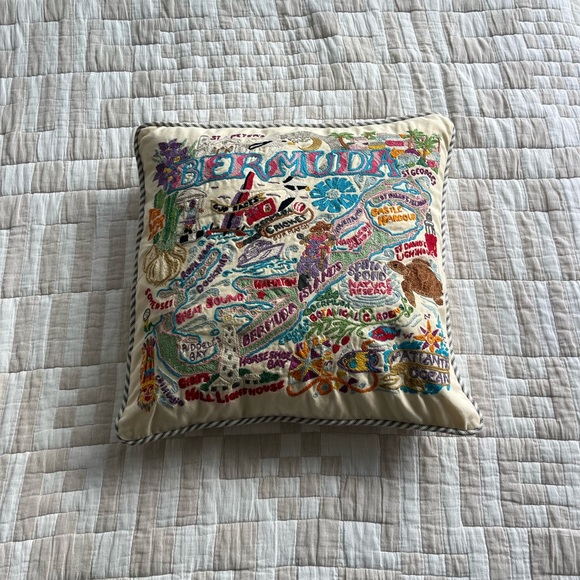 Catstudio Bermuda Hand-Embroidered Pillow - Picture 4 of 7